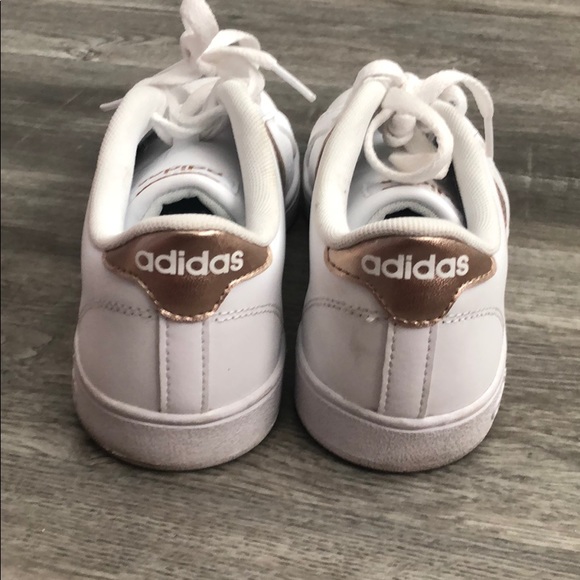 Adidas - Picture 3 of 5